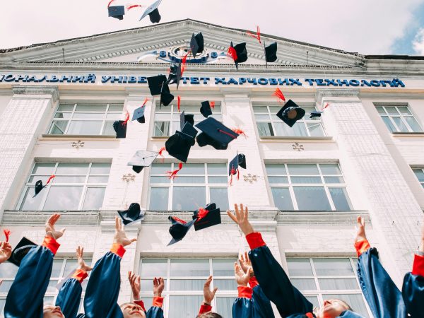 Une communauté éducative engagée : Le rôle des parents, des enseignants et des élèves dans notre école Aliskandaria​